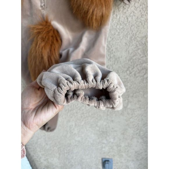 Disney catalog lady costume - size 3T - 4T - brown/white - Picture 10 of 12